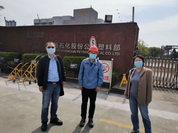 塑料部大门口照片.jpg