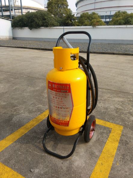 三乙基铝仓库配置的D类金属灭火器.jpg